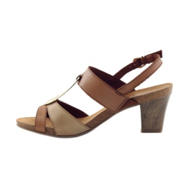 Sandálias Caprice sapatos femininos com decoração 28307 marrom amarelo 2