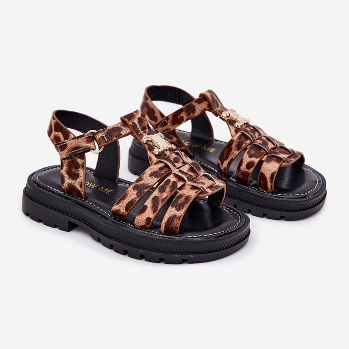 Sandálias femininas com um detalhe de leopardo decorativo marrom 1