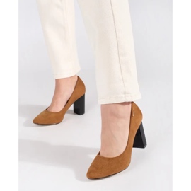 Goodin Bombas marrons no pilar marrom 2