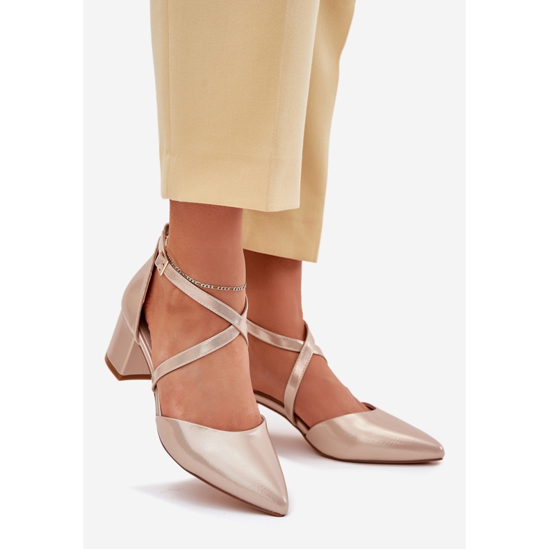 Bombas no Eco Leather Post Sergio Leone SK830 PLN dourado 1