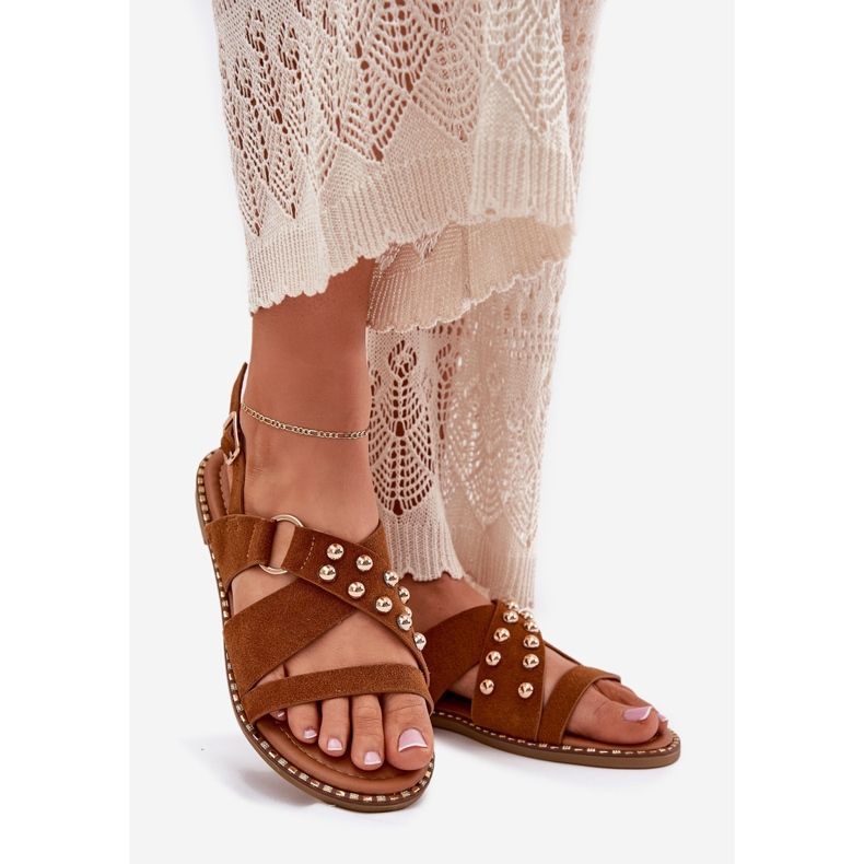 Sandálias femininas de grama plana com camelo dourado castanho 1