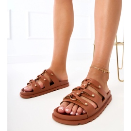 Flip -flops romanos marrons com pregos castanho 1