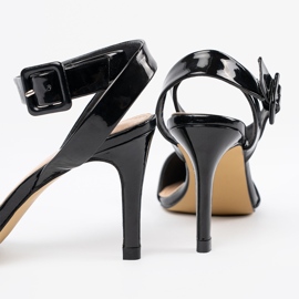 Shelvt Sapatos pretos laqueados com salto agulha 1
