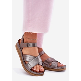 Sandálias de couro feminino na plataforma de grafite Maciejka L7064-35 cinza 1