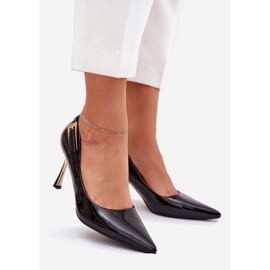 Saltos altos pintados com um grampo dourado preto 1