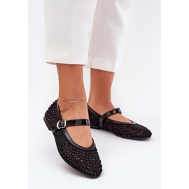 Ballerinas femininas decoradas com cinto e preto 2 Ballerinas femininas decoradas com cinto e preto 2