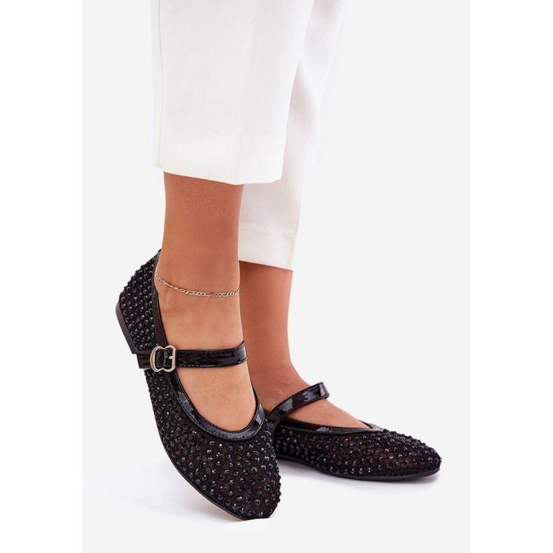 Ballerinas femininas decoradas com cinto e preto 1 Ballerinas femininas decoradas com cinto e preto 1