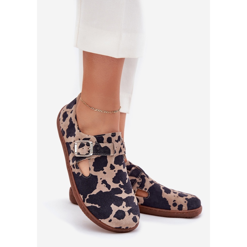 Sapatos de camurça feminina com um viés de bacon de fivela Zazoo N1261 Brown-beige marrom 1