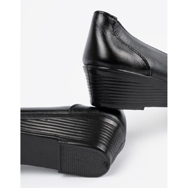 Sapatos femininos com bordado decorativo preto 2