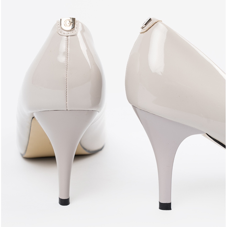 Goodin Saltos altos e envernizados de cinza claro 1