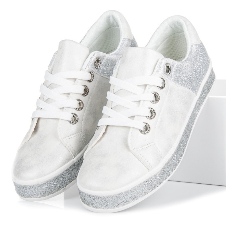 Seastar Sapatilhas brancas na encadernação branco 1