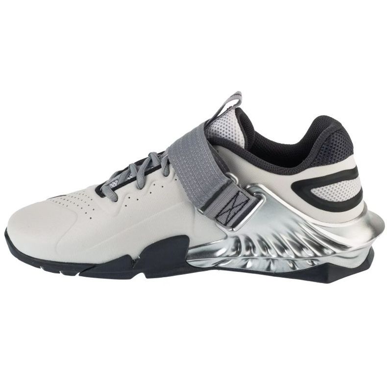 Nike Savaleos SE M FZ8664-001 Sapatos branco 1