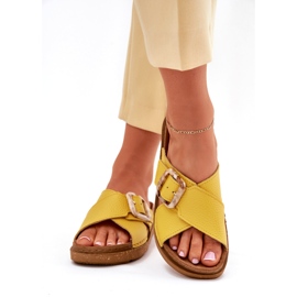 Chinelos de couro feminino com inblu ed0003iu amarelo 1