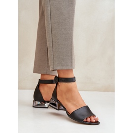 Sandálias de couro com salto prata Laura Messi 2143 preto 1