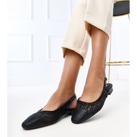 Bailarinas de Black Openwork com um salto de véspera exposto preto 2
