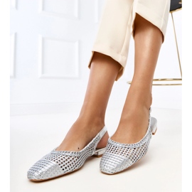 Ballerinas de Silver Openwork com um salto de véspera exposto prata 2