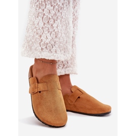 Boto Slippers femininos e uma plataforma de cortiça com fivela de camelo klarae castanho 1 Boto Slippers femininos e uma plataforma de cortiça com fivela de camelo klarae castanho 1