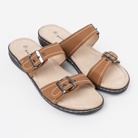 Shelvt Flipers de mulheres marrons com fivelas de prata castanho 2