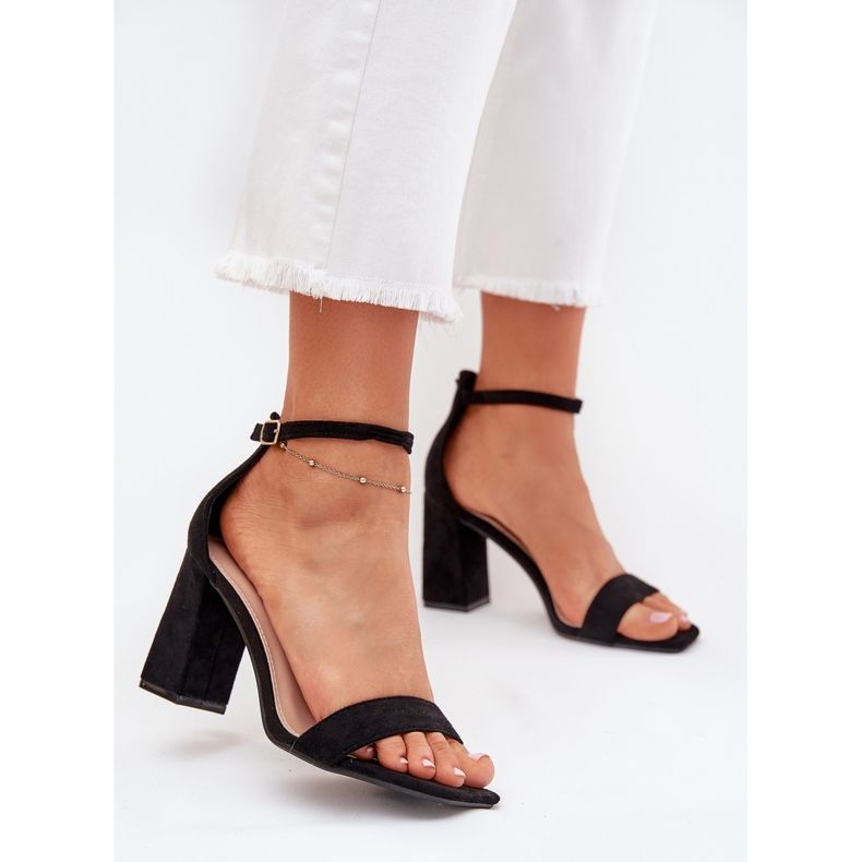 Boto Sandálias femininas no Eco Suede Post Black Elirae preto 2