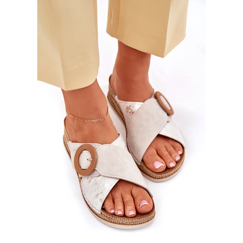 Funcionários femininos com um grampo decorativo do INBLU RV000012 bege 4