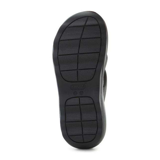 Chinelos Crocs Mega Crush Triple Strap 209842-001 preto 7
