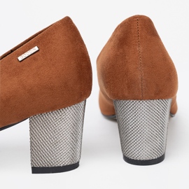 Goodin Bombas marrons com um salto de prata decorativo castanho 1