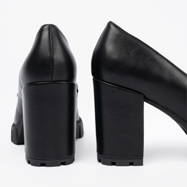 Shelvt Black Aways em um post com uma sola caçadora preto 2 Shelvt Black Aways em um post com uma sola caçadora preto 2