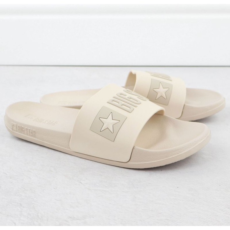 Big Star abas em SS274710 INT2153C 2