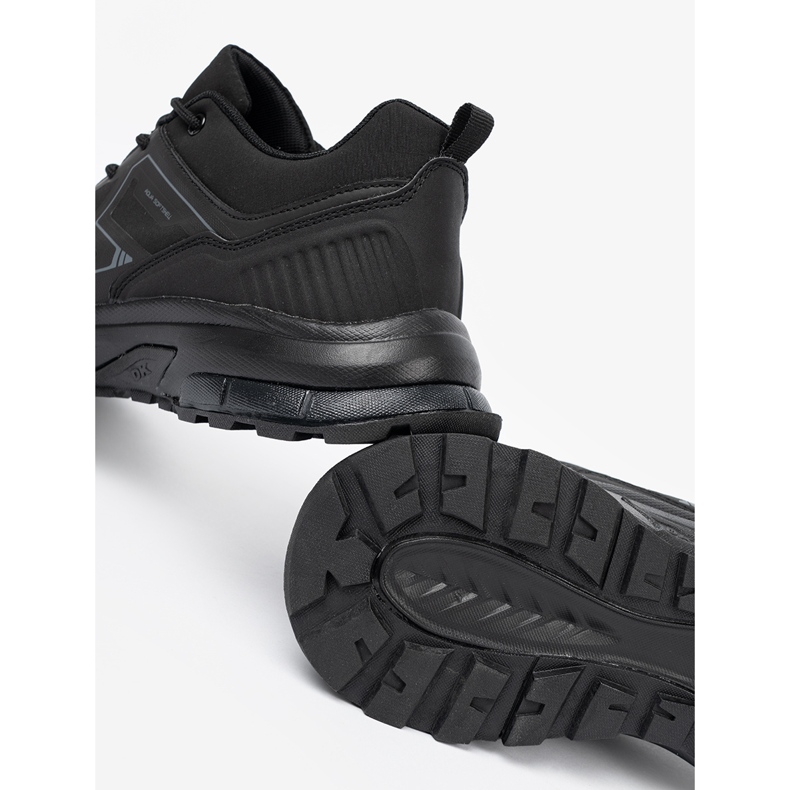 Calçados esportivos pretos dk com tecnologia Aqua Softshell 2