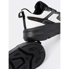 Shelvt Sapatos esportivos brancos e pretos confortáveis com uma estrutura de malha McArthur 2