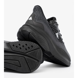 Shelvt Tênis pretos claros com uma parte superior de McArthur respirável 2