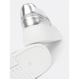 Shelvt Tênis brancos e prateados com detalhes cintilantes multicolorido 2