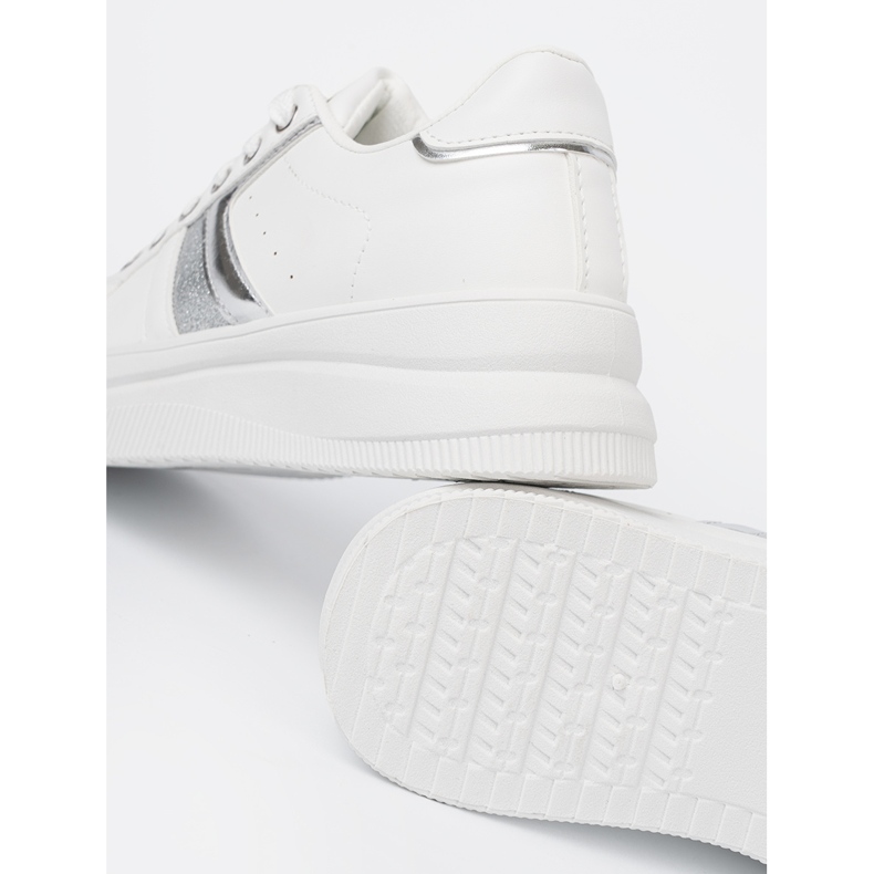 Shelvt Tênis brancos com sotaque prateado metálico 2