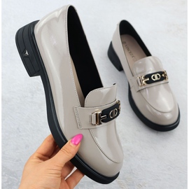 Sapatos de couro feminino envernizados bege vinceza 39957 1