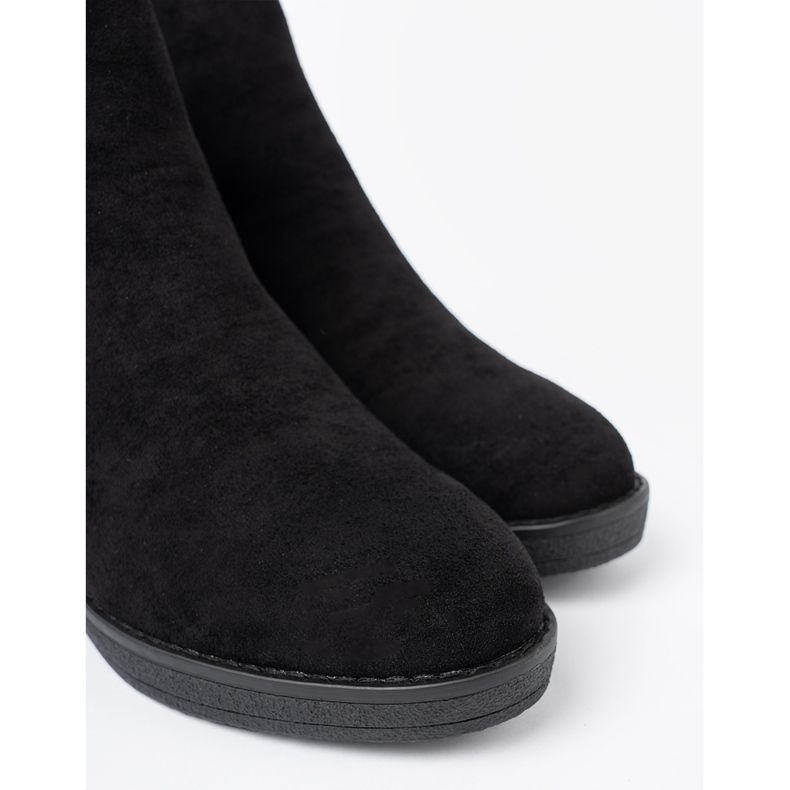 Shelvt Botas de camurça preta com uma inserção flexível preto 1 Shelvt Botas de camurça preta com uma inserção flexível preto 1