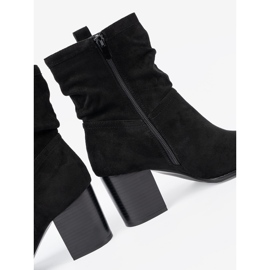 Shelvt Botas de camurça preta no poste com uma parte superior enrugada preto 1