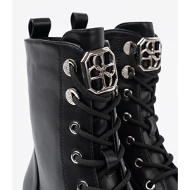 Shelvt Sacos pretos com decoração de metal 1