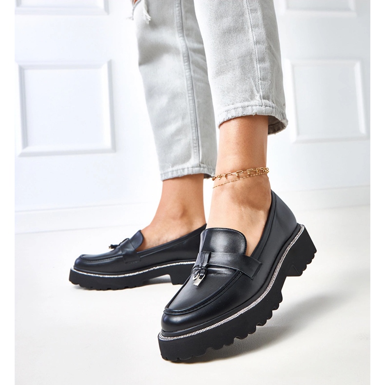 Mocas negros com decoração e zircônia cúbica preto 1