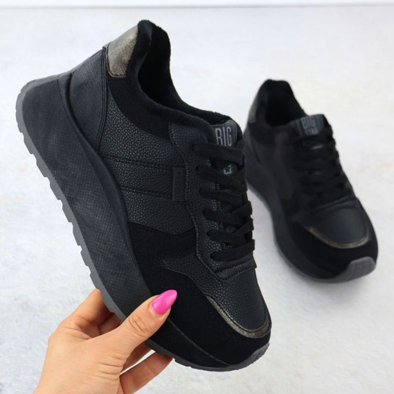 Sapatos na plataforma Big Star em SS274007 INT2170 preto 1