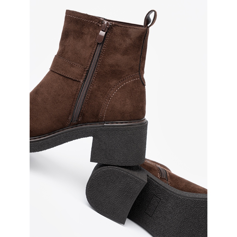 Shelvt Botas marrons elegantes em um salto estável marrom 1
