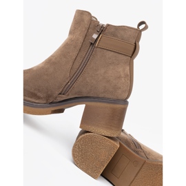 Shelvt Botas bege elegantes com um salto confortável 2