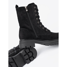 Shelvt Trabalhadores pretos com sola enorme 1 Shelvt Trabalhadores pretos com sola enorme 1