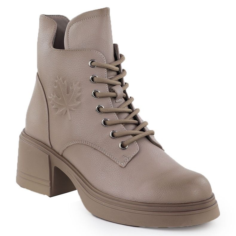 Botas de couro no Bege Vinceza, isoladas do pilar, 26-39950 1