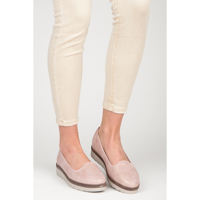 Vinceza Lordsy na plataforma rosa 2