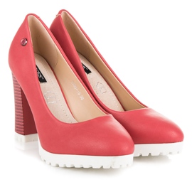 Vices Bombas na plataforma vermelho 1