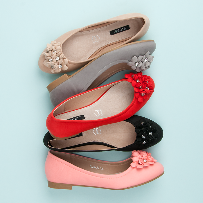 Vices bailarinas femininas com flores rosa 1