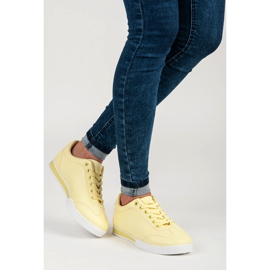 Vices sapatos esportivos amarelos 2