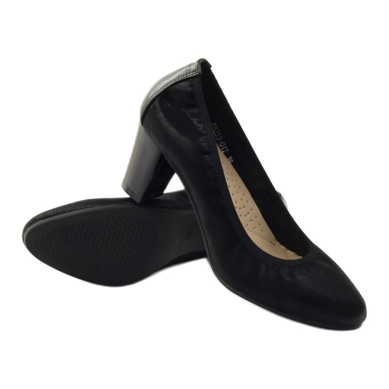 Sergio Leone Bombas em um poste 233 preto 3