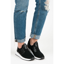 Tênis de corrida preto 1