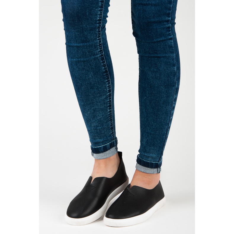 Tênis preto sem salto 1